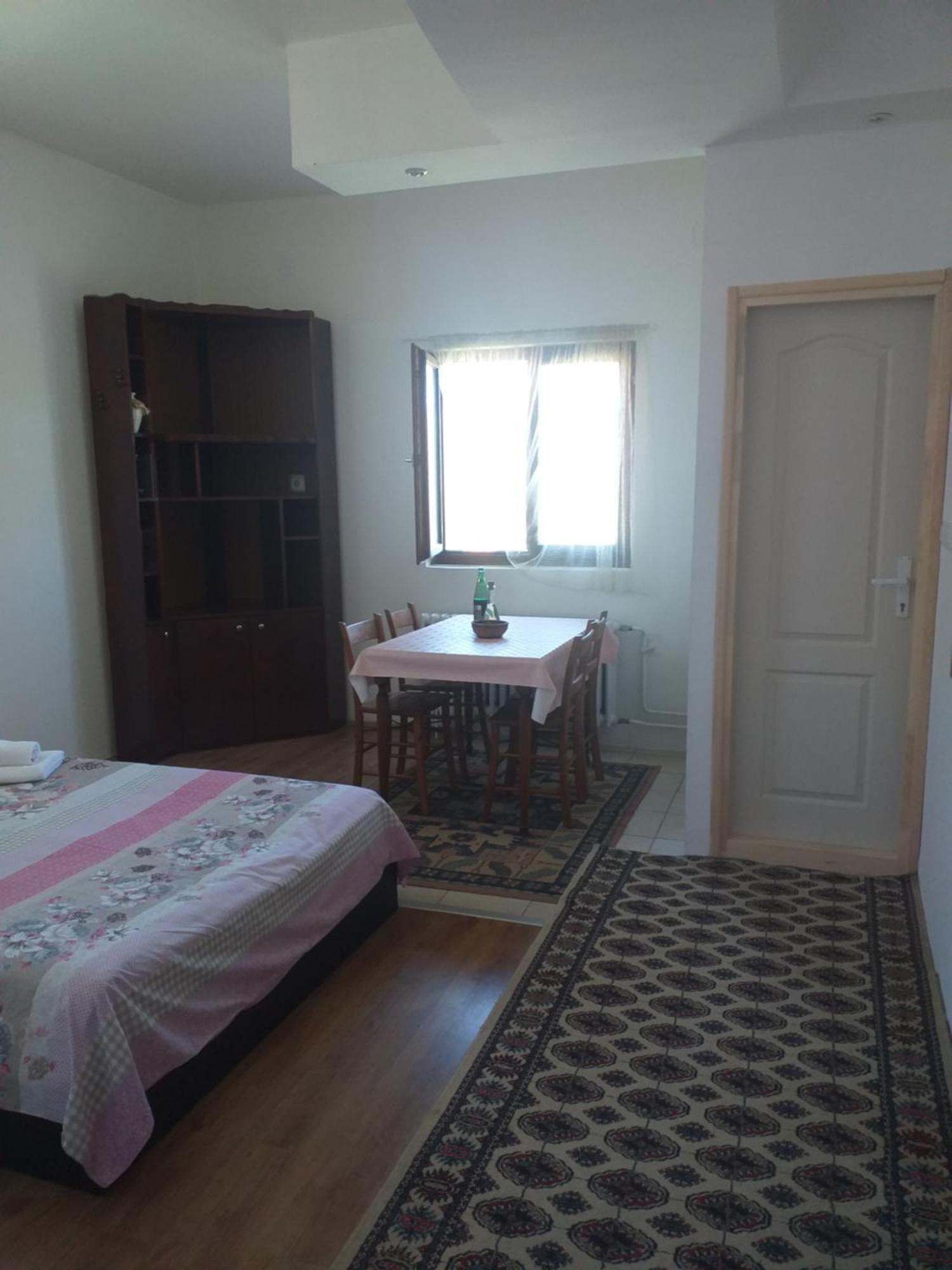 Apartman Milica Kremna Quarto foto